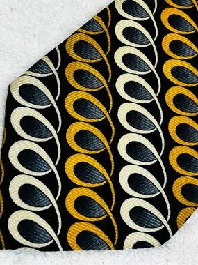 Brand New Stylish Tie By Matrix